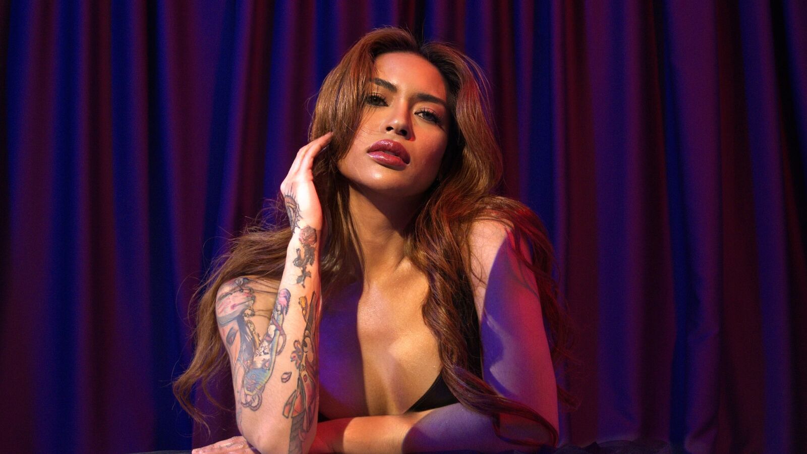 OlgaZalora erotic portrait