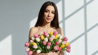 Kostenlos Nackt KiraMae