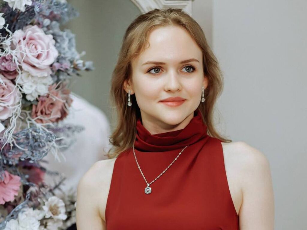 IsabellaBegin one on one girl cam profile