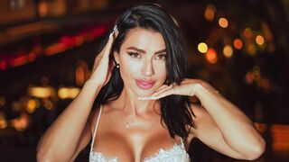 BiankaLeoness Hottest Webcams