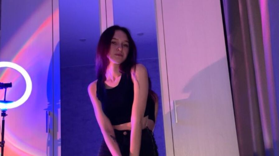 LilouVesper's live cam