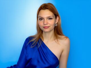 free cam chat BellaMarebelle