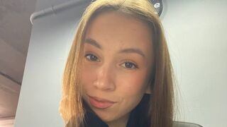 Free Nude MaxineLibre