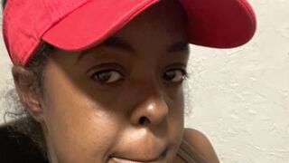 SeaBaddieGoddess webcam