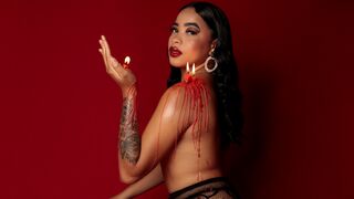 Kostenlos Nackt KarlaBellucci