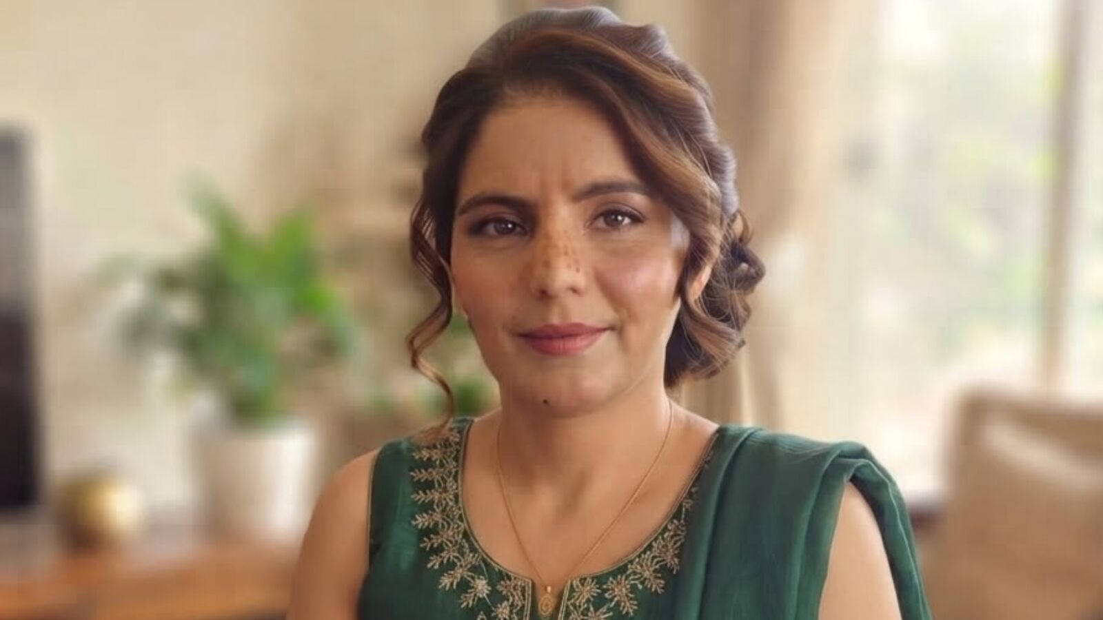 SashaSonu glamour portrait