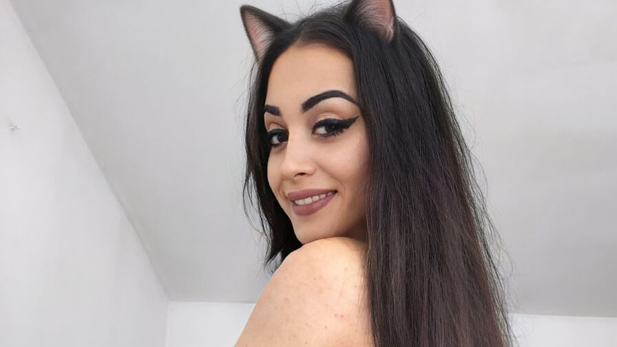Sexy Live Sex Chat with GiuliaLarry