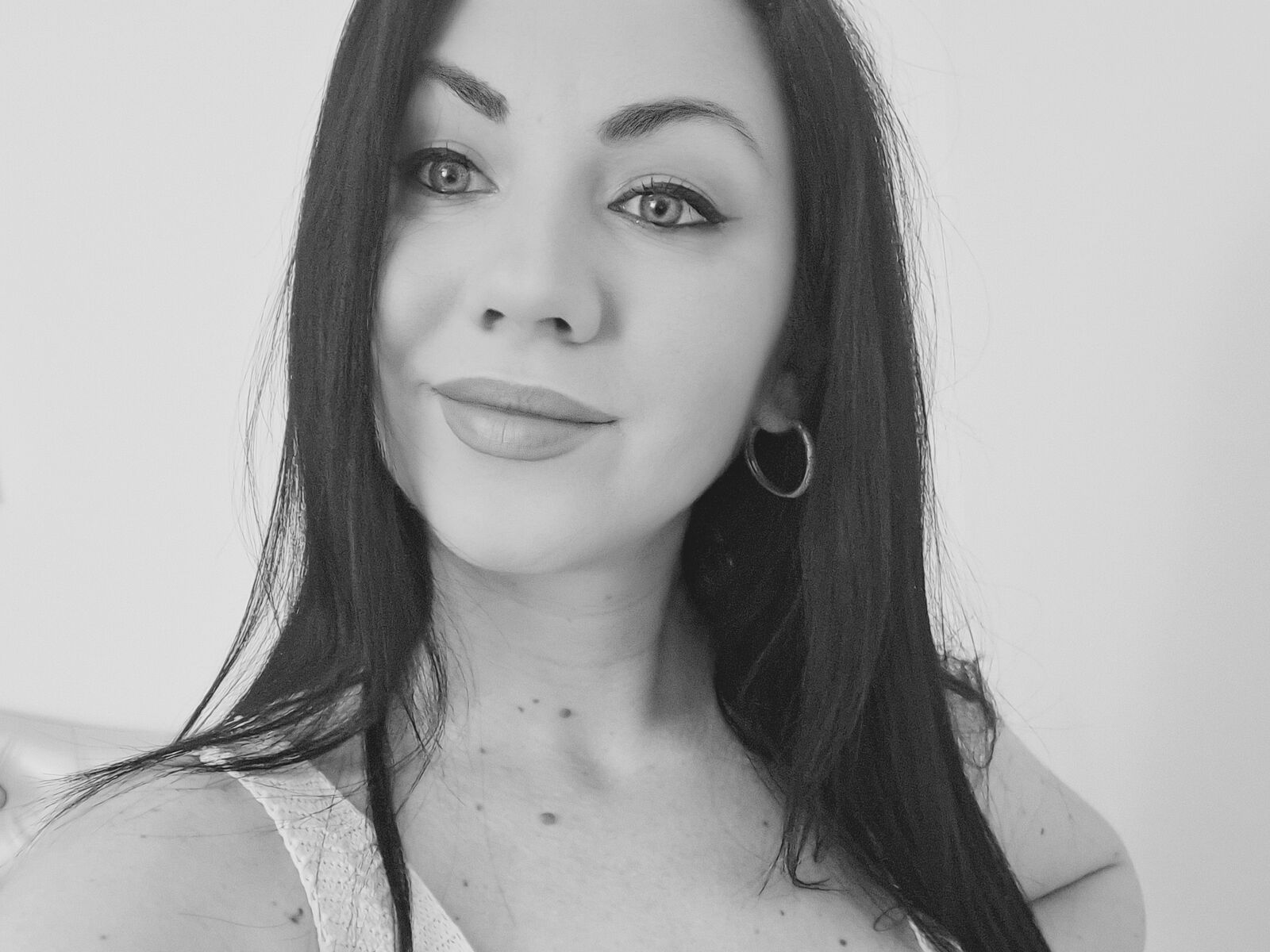 Live cam for SabrinaLars
