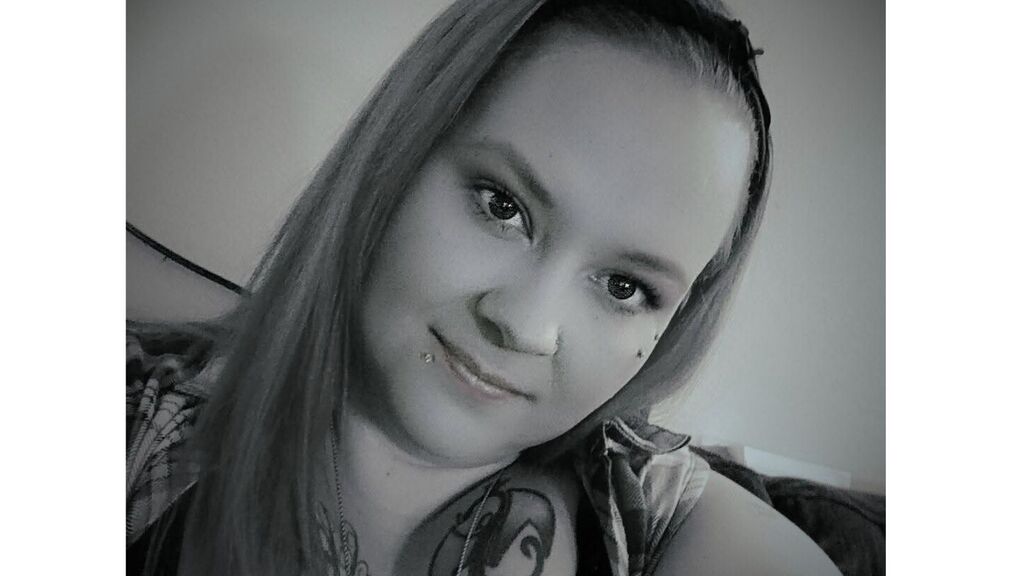 CurvyMaaForU's profile from Jasmin at GirlsOfJasmin'