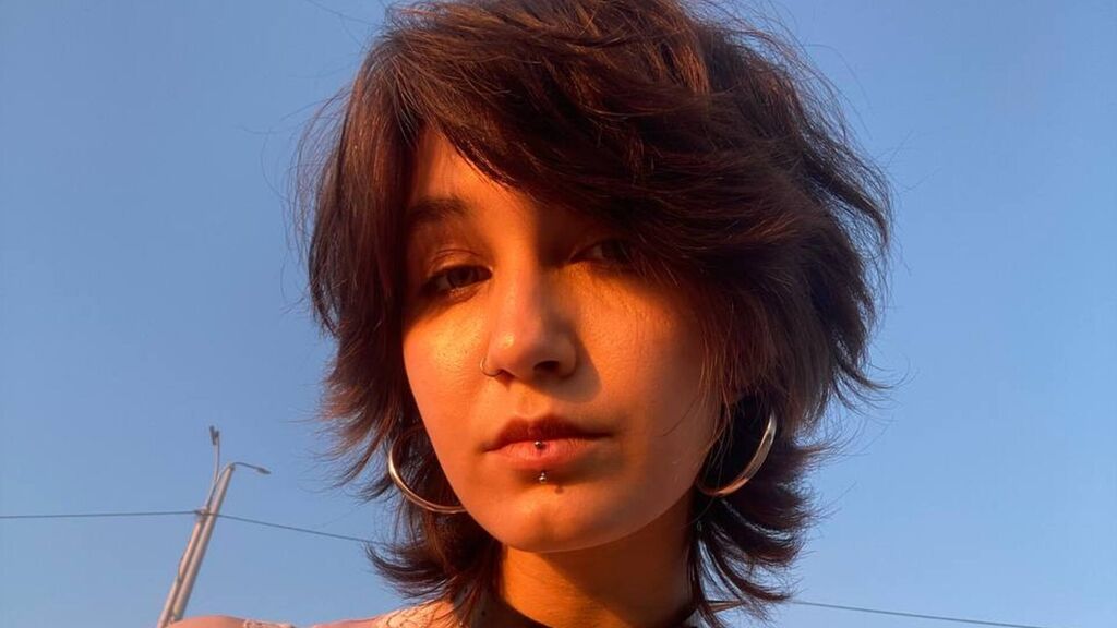 Statistics of LatoshaZayicek cam girl at GirlsOfJasmin