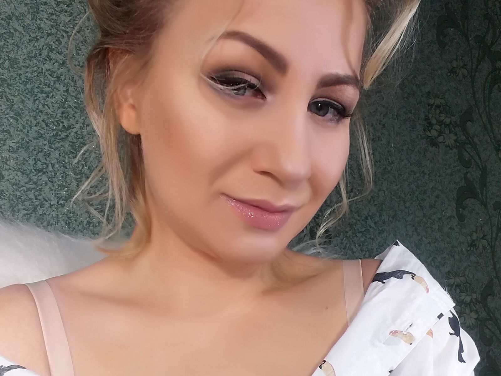 Live cam for ViktoriaQuince