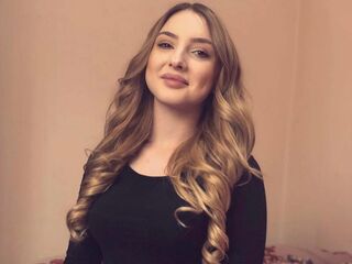 online nude chatroom HazelRobinson