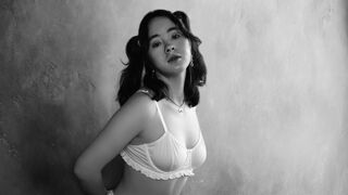 Kostenlos Nackt AislyFollin