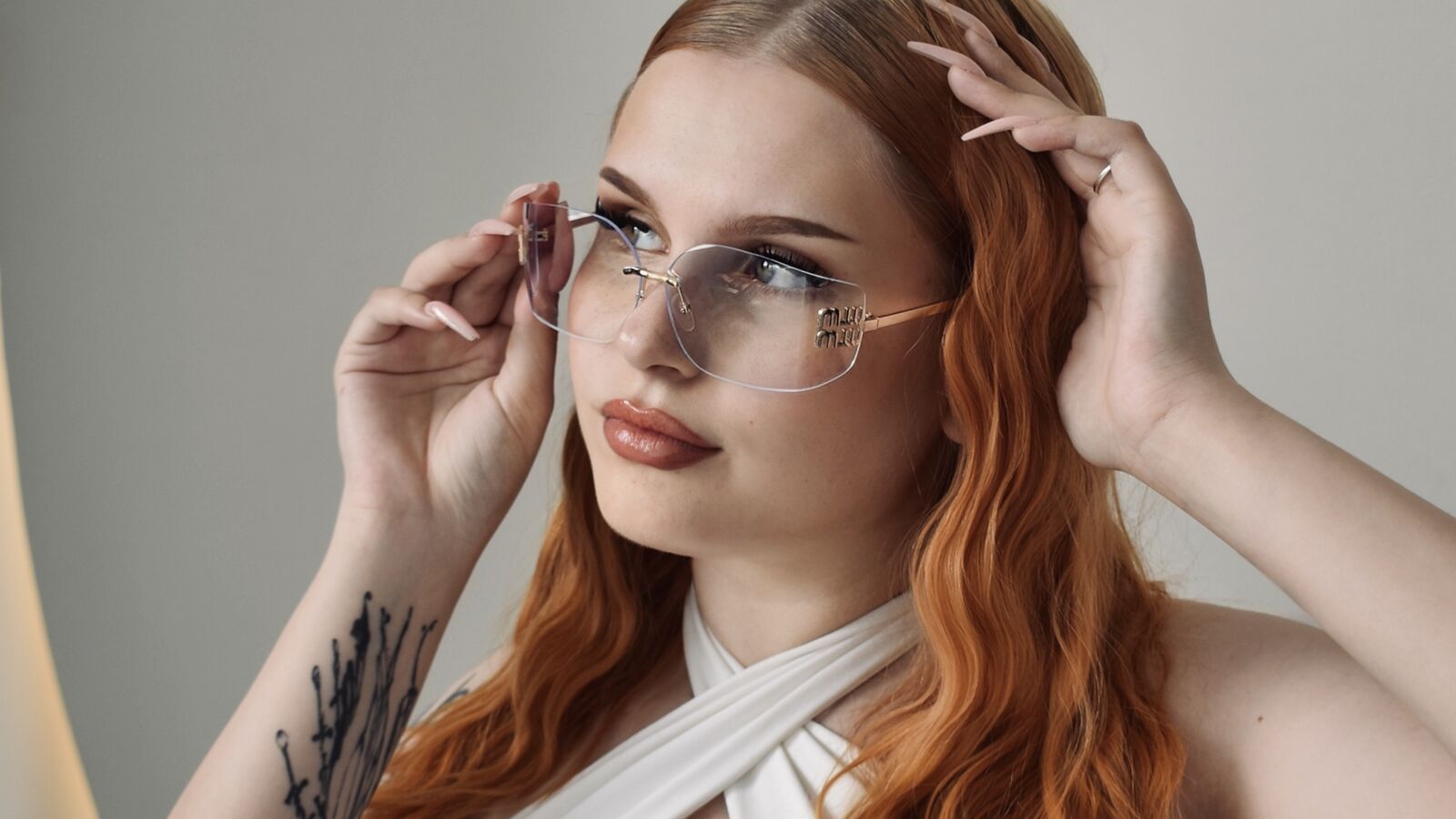 AshleyCandi glamour portrait