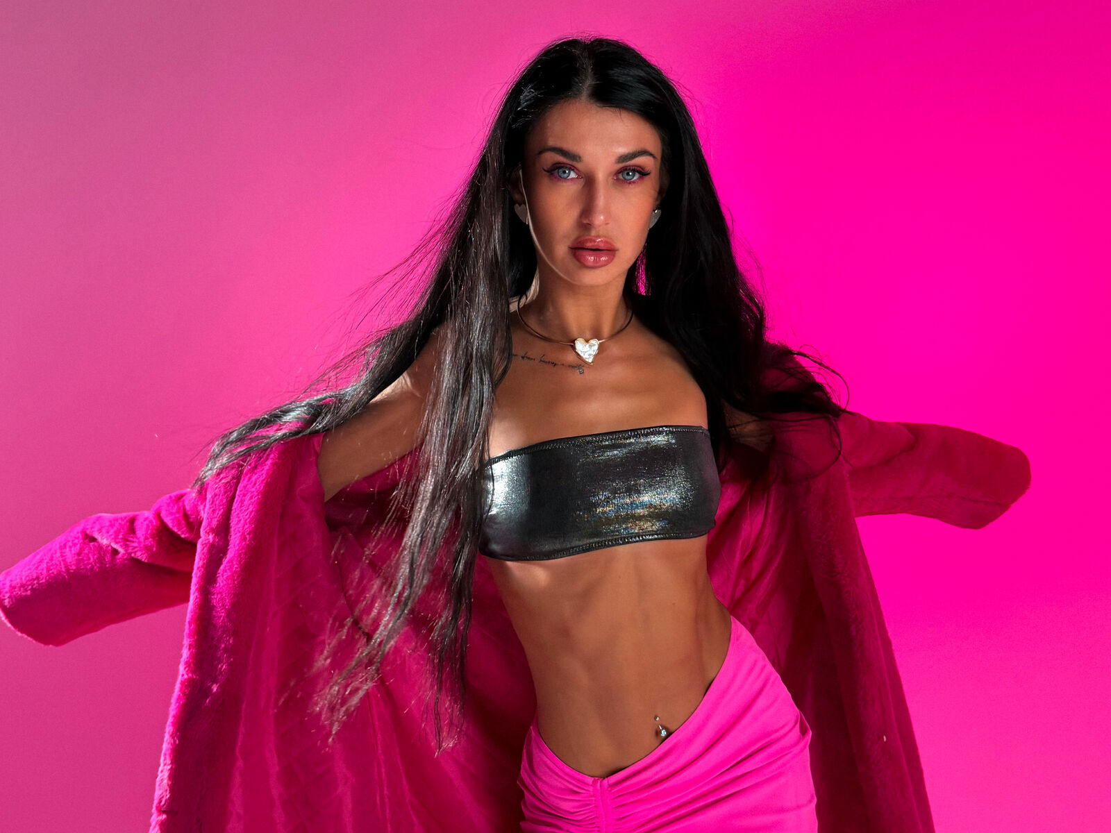 Live cam for AriannaCruise
