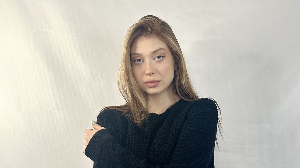 EmmaLeya online on GirlsOfJasmin