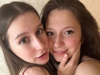 ElviaAndDesirae Live Cam Model