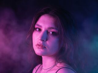 Sexy profile pic of KaitlynVinion