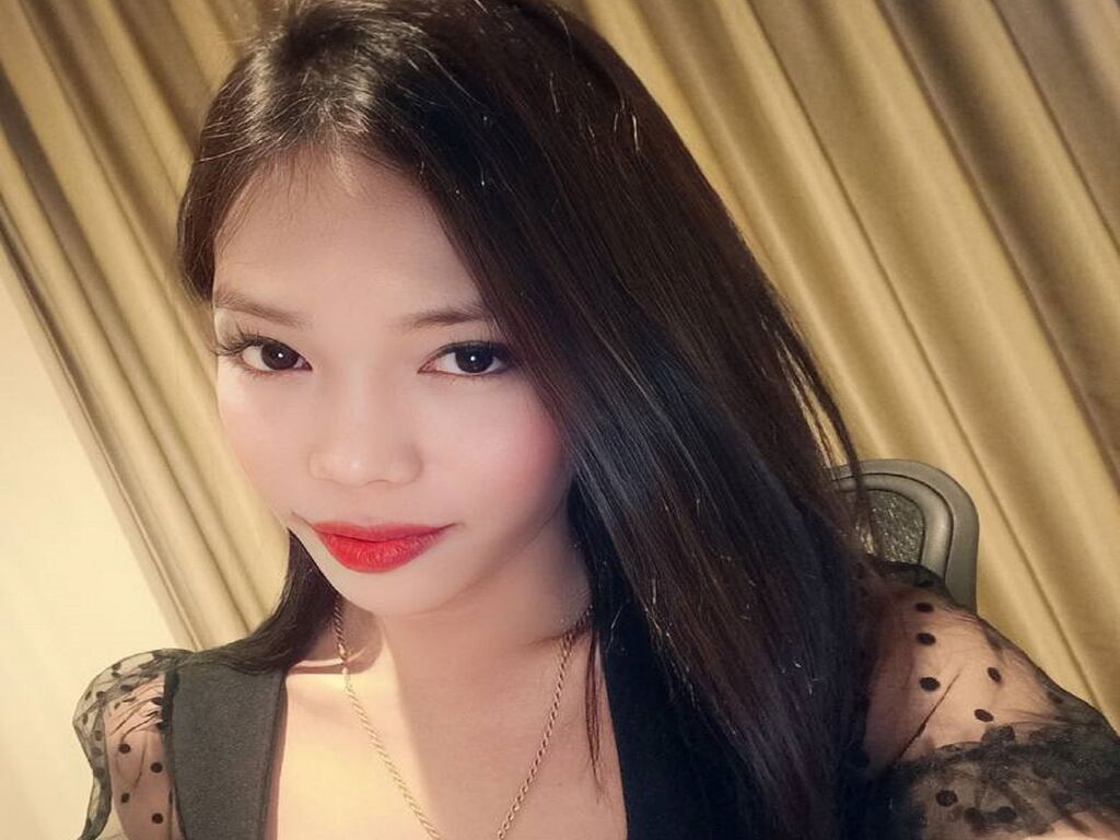 MicahManila Nackt