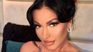 SiennaThomas Live Webcam on LiveJasmin