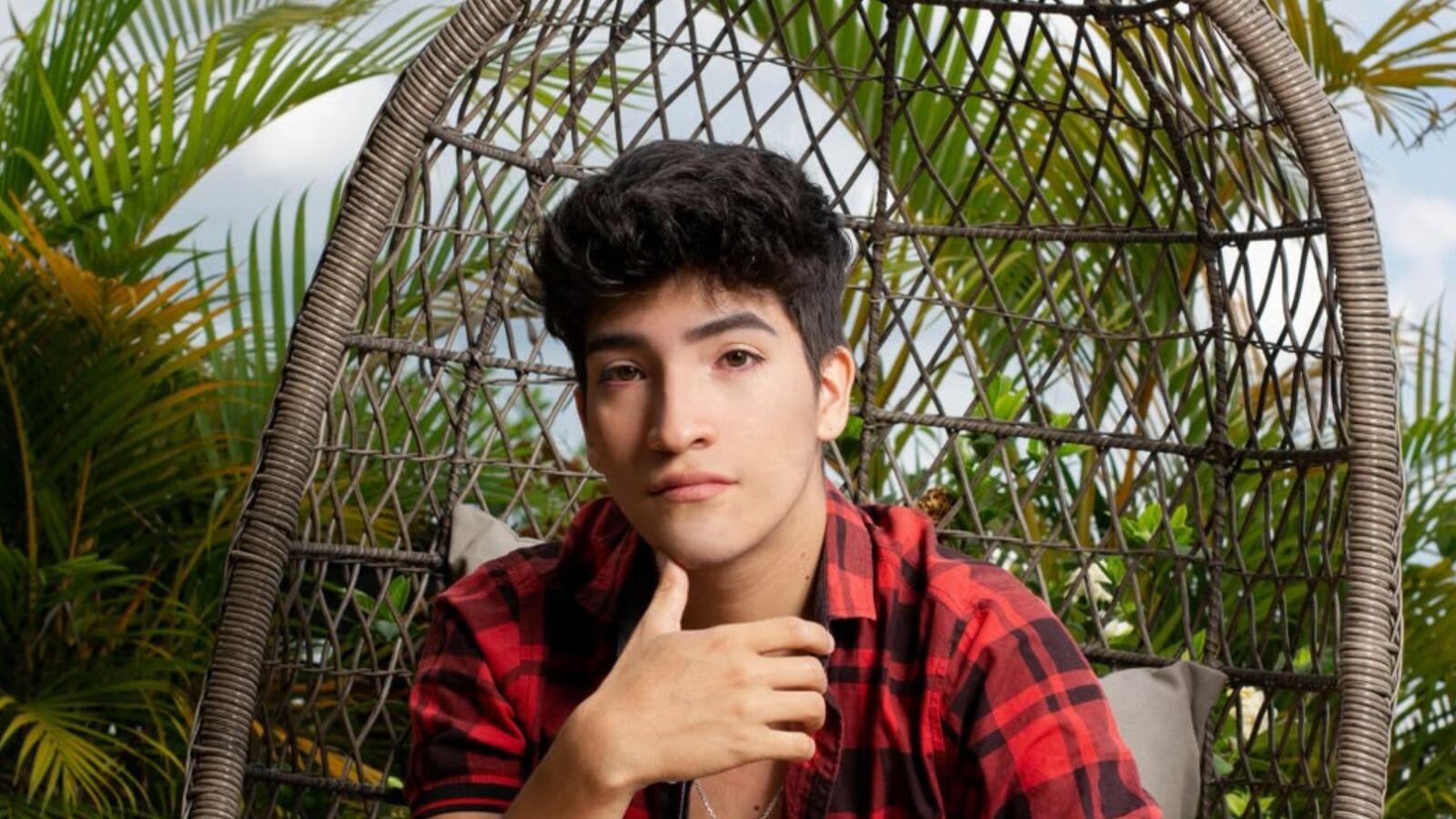 AlekStan glamour portrait
