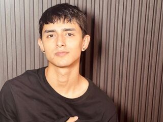 DerekFosterz - LiveJasmin Teen Deepthroat Dildo Boy 