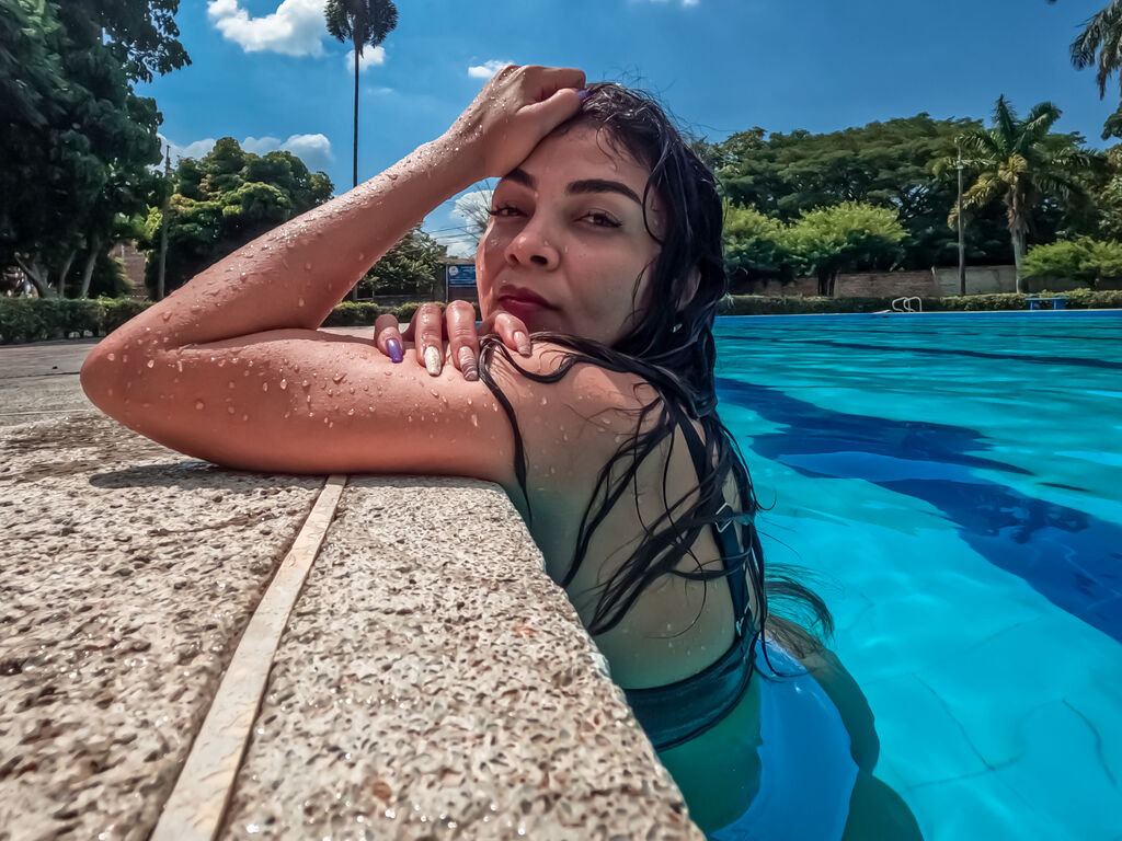 MartinaGarciia Profile Image