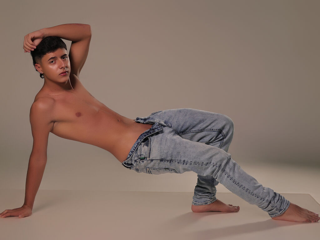 JostinOrtiz LiveJasmin guy cam photo