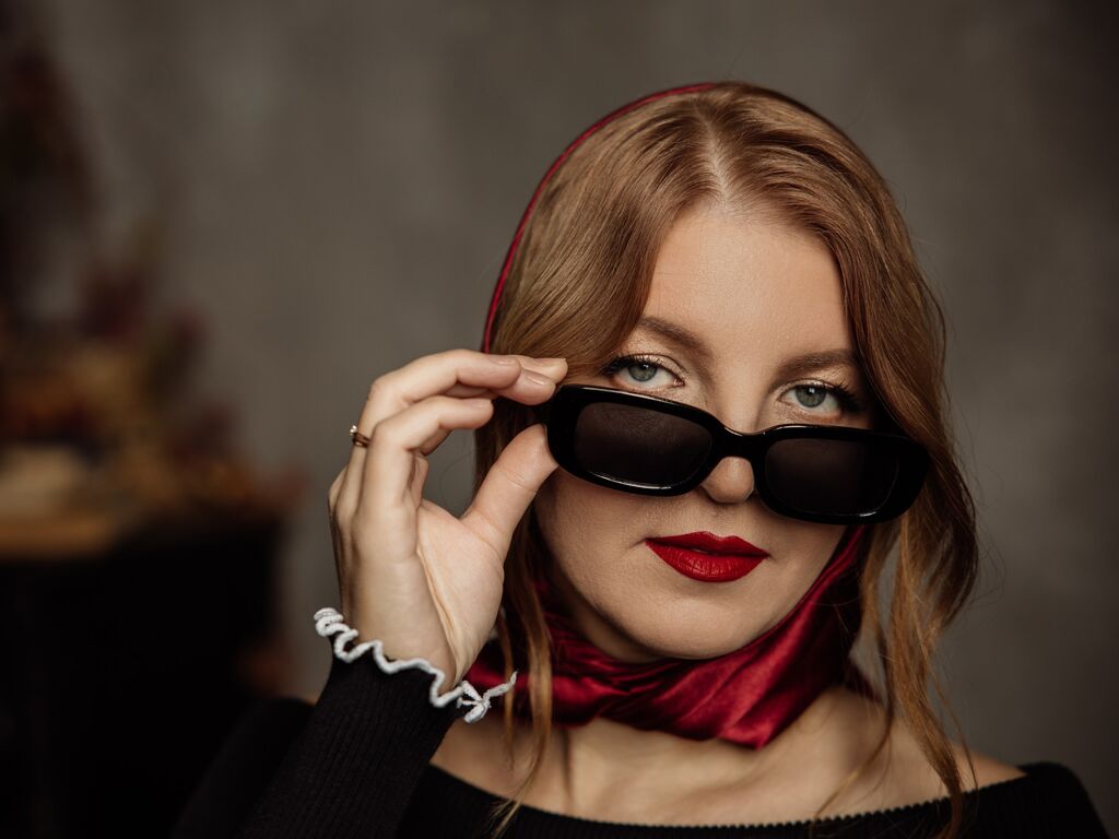 AliceBiorn's live cam