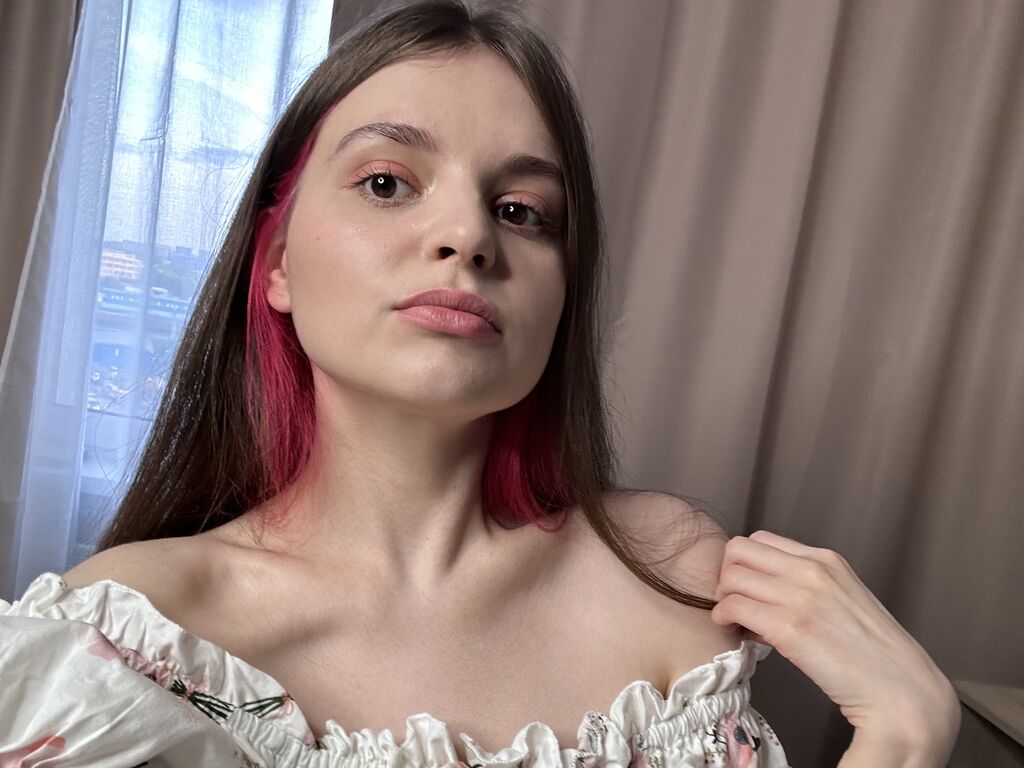 lusterCassie Nude