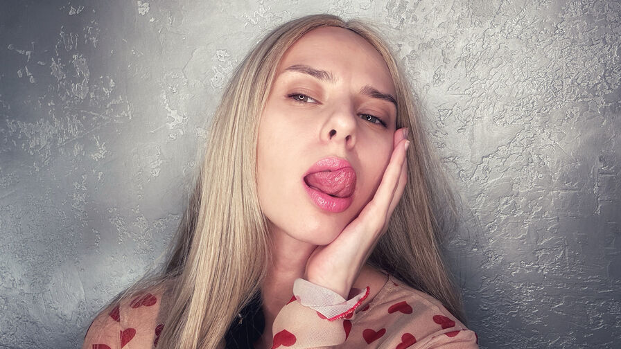 AlyceCox Webcam Nude Show - Artbyalee
