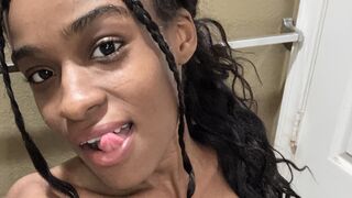 MarlowLovee webcam