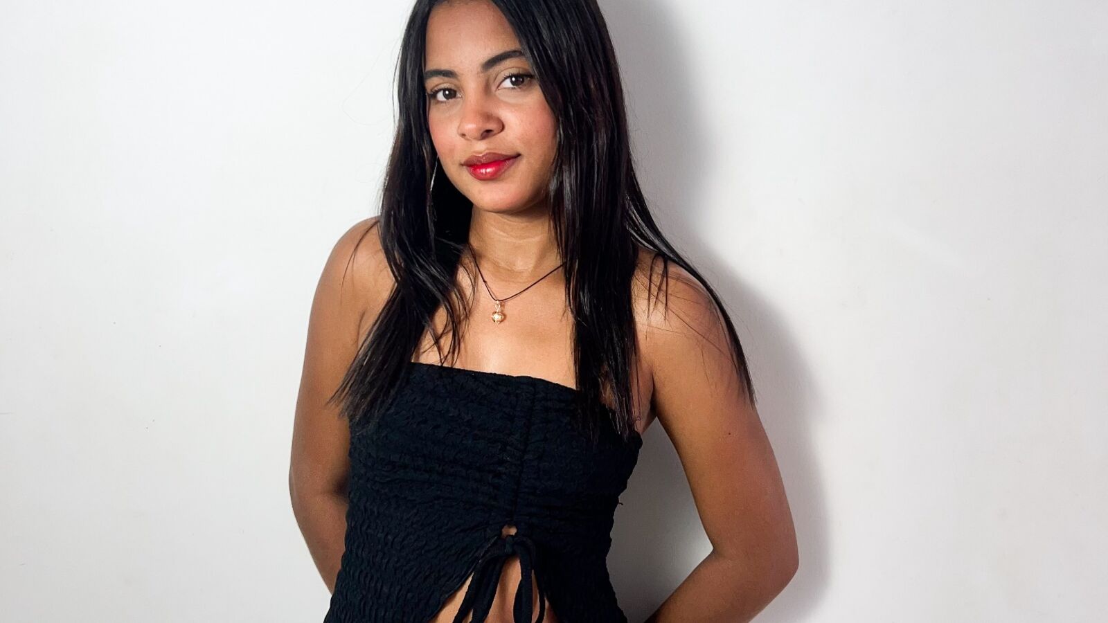 AnnieRosy erotic portrait