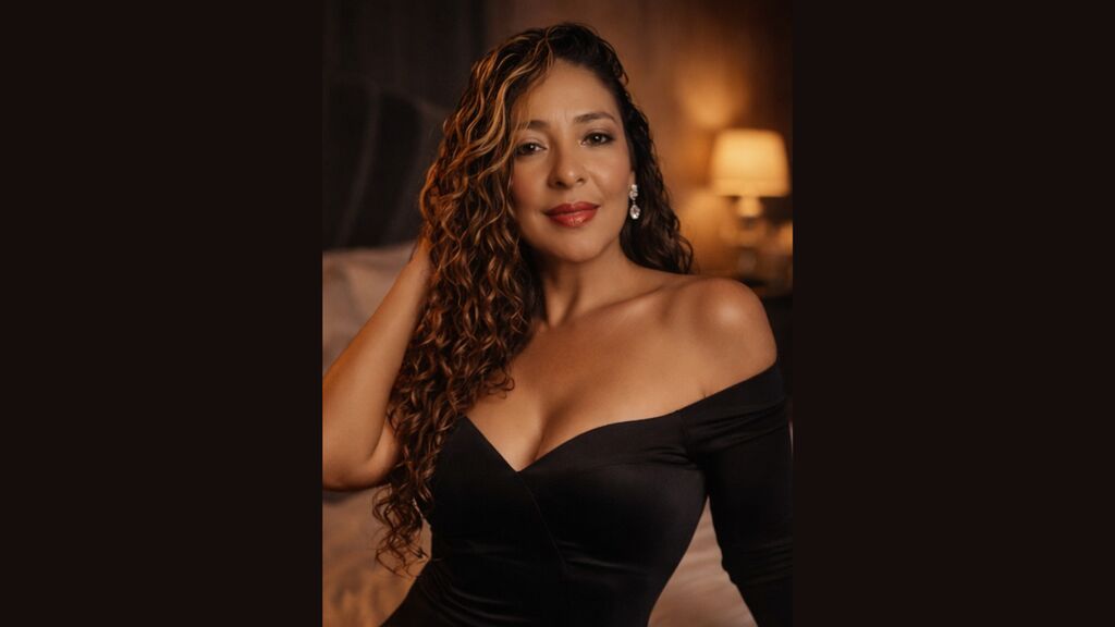 BiancaDolce online cam on GirlsOfJasmin