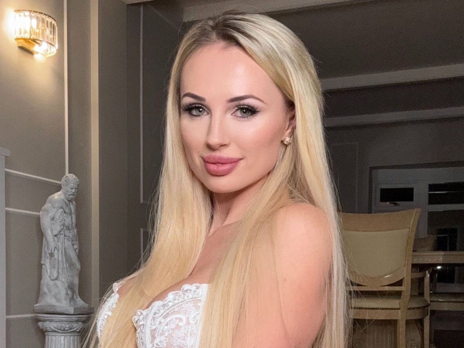 Live cam for BillyLouisa