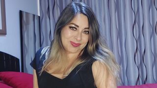 JeanySalober webcam show