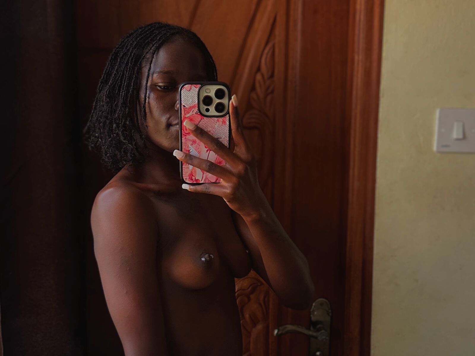 Live cam for HollyBeatrix
