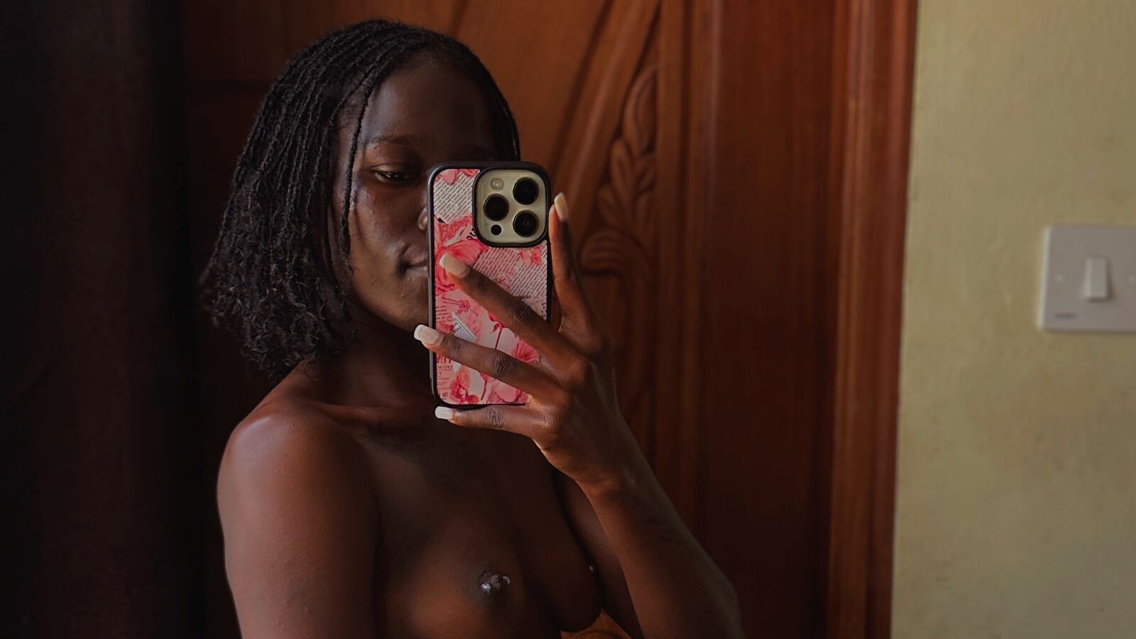HollyBeatrix glamour portrait