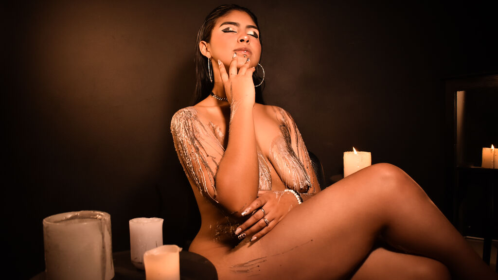 AliciiaColins online on GirlsOfJasmin