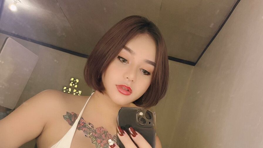 AlexaOsawa's