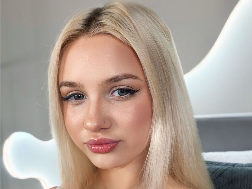 SteshaPearl private cam girl preview