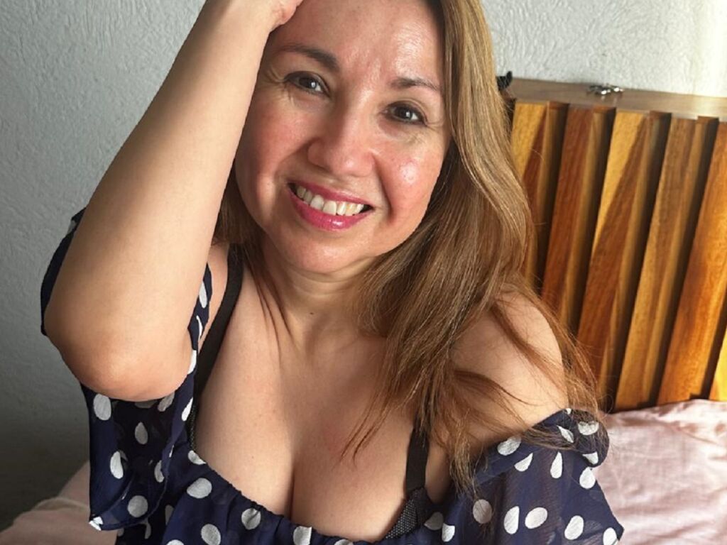GiaRichmond adult webcam girl room
