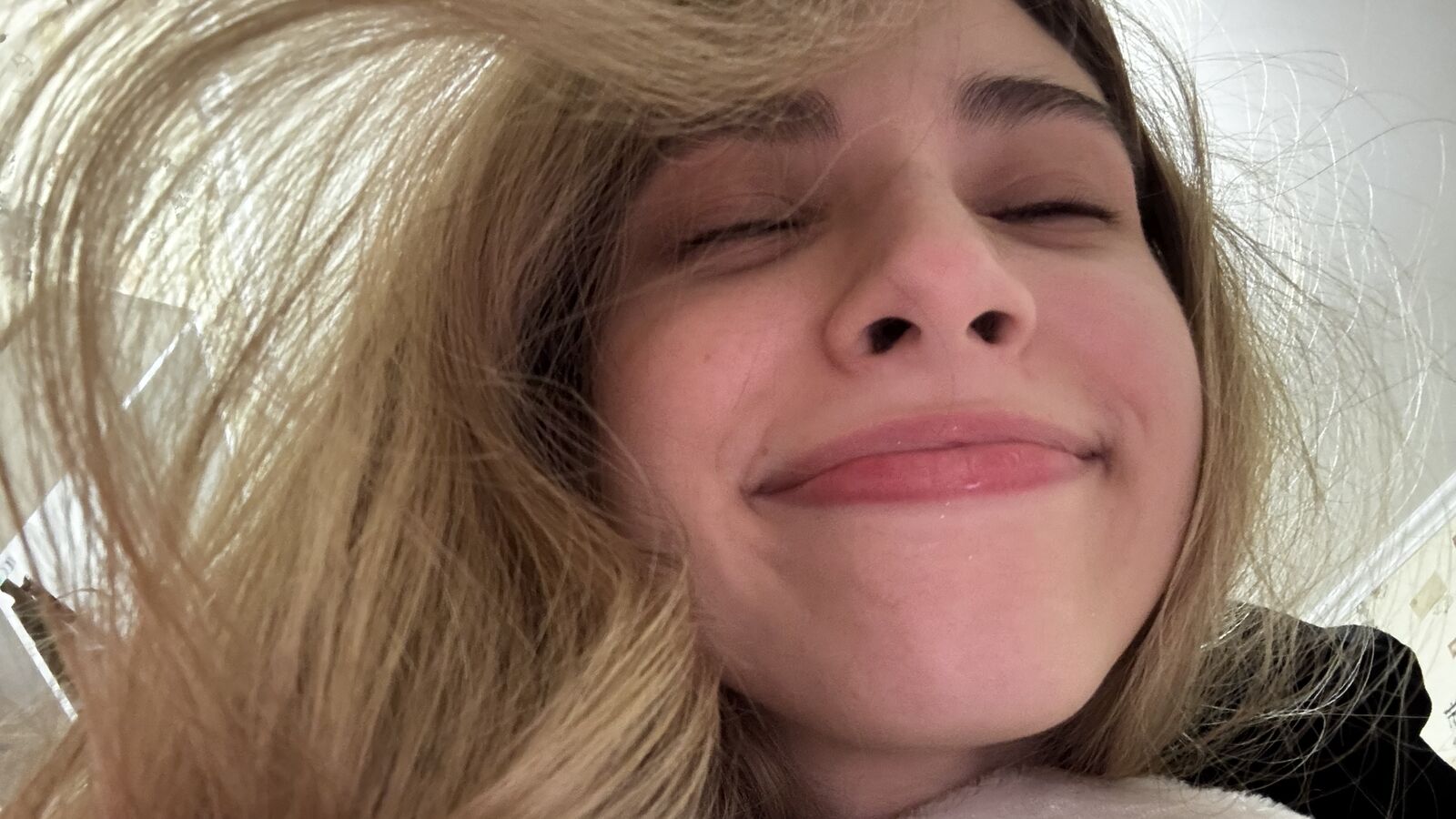 EllieCruze erotic portrait