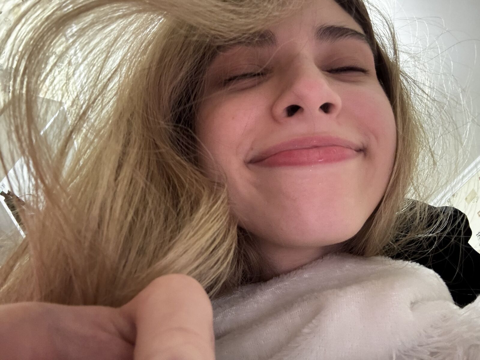 Live cam for EllieCruze