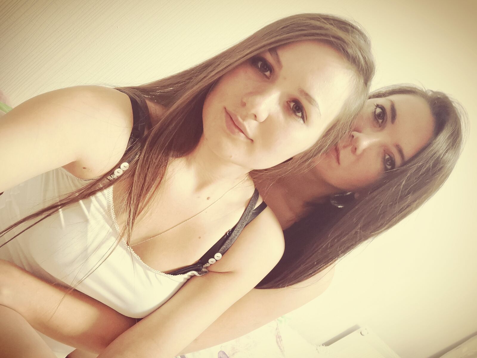 Live cam for AnyAndAmy
