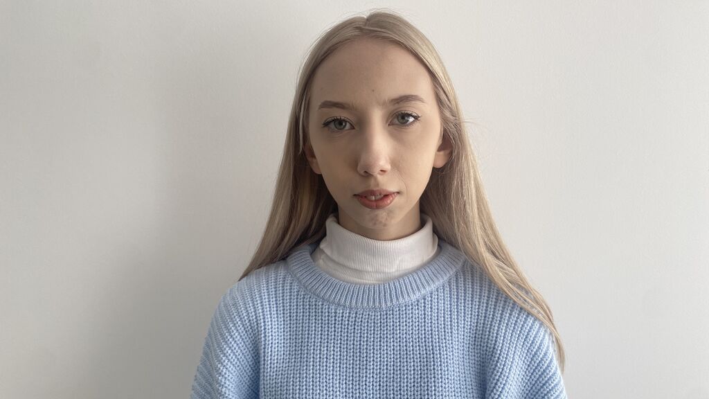 PrincessLuna's profile from Jasmin at GirlsOfJasmin'