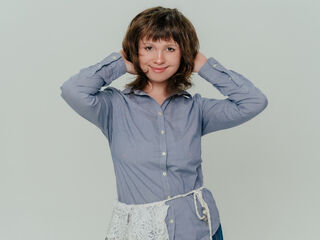 LillyStark Live Cam Model