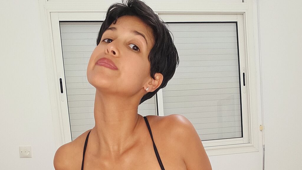 BabiMina Live Cam and Statistics on UnifiedCams