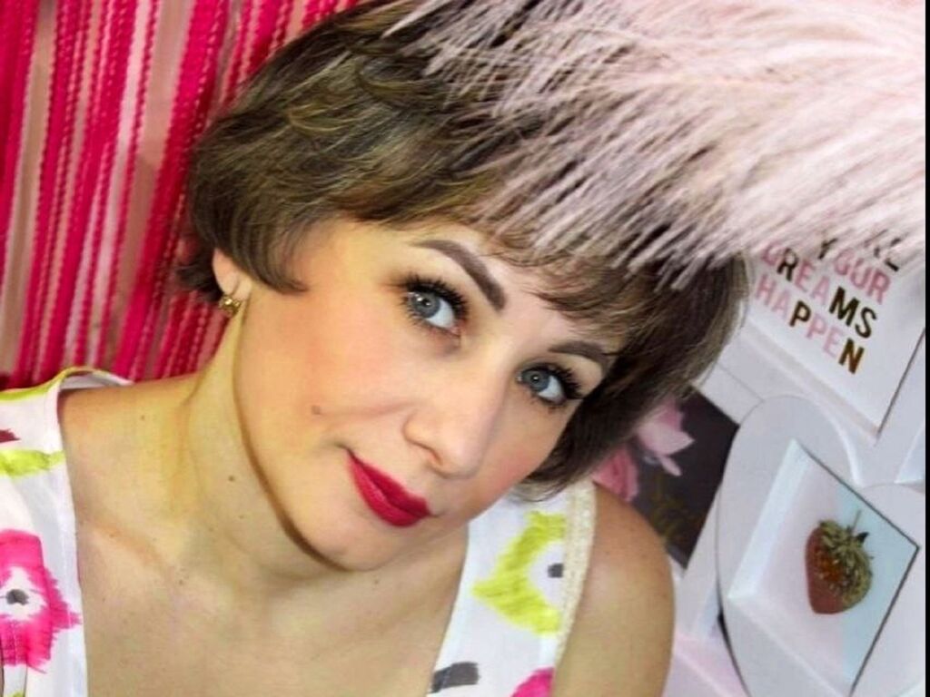 NaomiMolligan adult webcam profile picture
