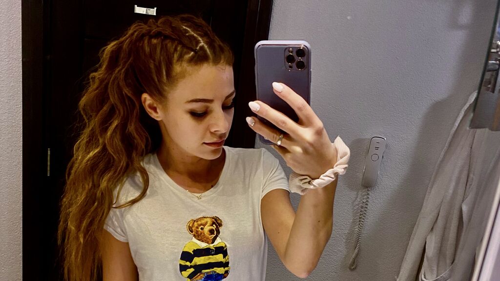  online at GirlsOfJasmin